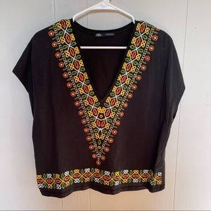 Boxy printed deep v-neck top Zara